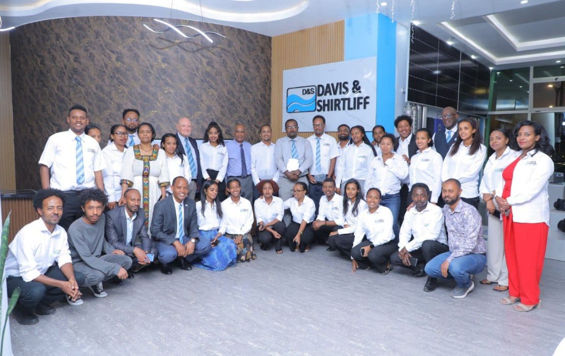 D&S Group associate company D&S Ethiopia recently celebrated its 15-year Anniversary and the opening of new premises in Megenagna, Bole Ring Road, the event being hosted by D&S Ethiopia Directors Dejene Woldemariam and Hailu Ephraim and attended by Group Chairman Alec Davis and International Business Executive Anthony Wangondu